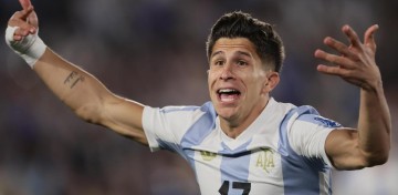 开云-朱利亚诺-西蒙尼：梅西是史上最佳，每天看他训练都眼前一亮